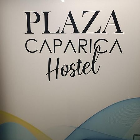 קוסטה דה קפאריקה Plaza Caparica Hostel מראה חיצוני תמונה