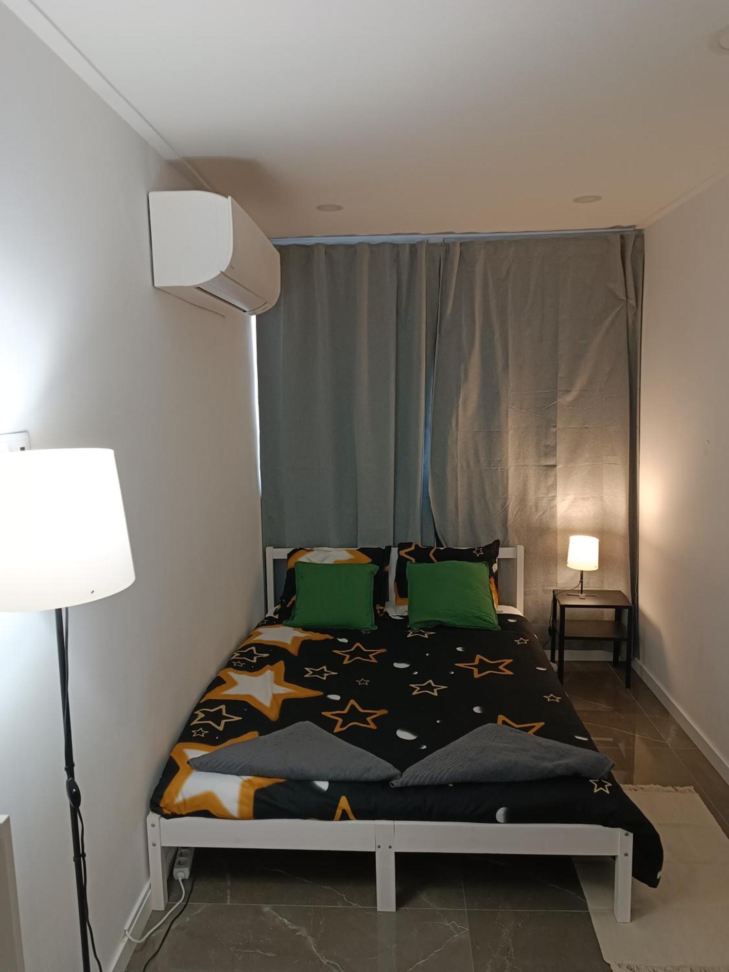 קוסטה דה קפאריקה Plaza Caparica Hostel מראה חיצוני תמונה